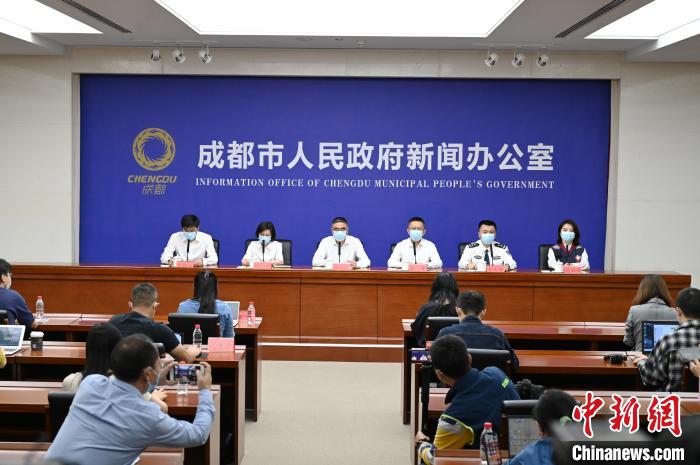 （抗擊新冠肺炎）成都1.48萬(wàn)家企業(yè)閉環(huán)管理、連續(xù)生產(chǎn)工業(yè)企業(yè)復(fù)工率達(dá)到65%