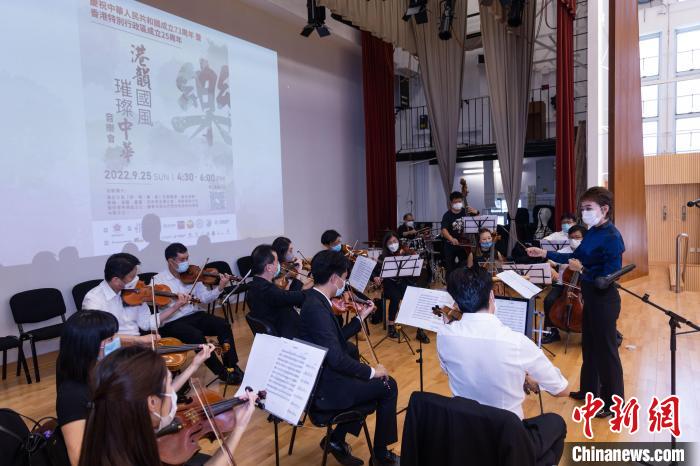 圖為音樂會現(xiàn)場?！≈鬓k方供圖