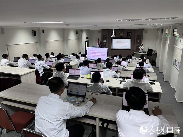 學(xué)習(xí)現(xiàn)場。人民網(wǎng)記者 張杰攝