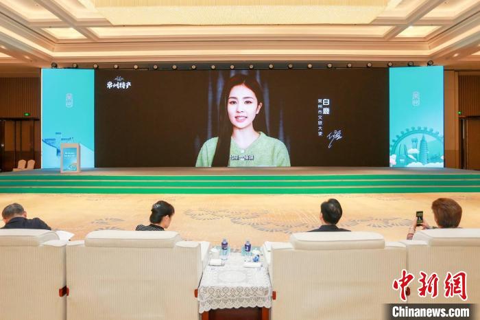 常州籍演員白鹿擔(dān)綱常州文旅大使，為家鄉(xiāng)傾情打CALL?！√凭?攝