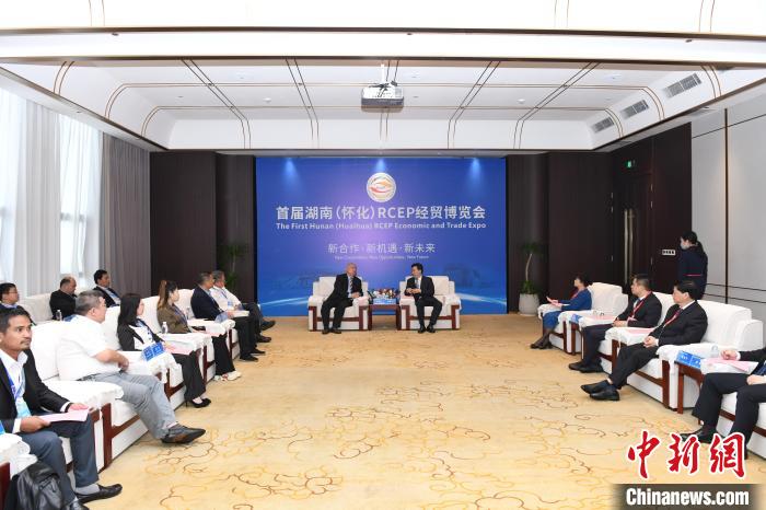 東盟8國14家媒體走進(jìn)湖南對(duì)外推介西部陸海新通道的“懷化故事”