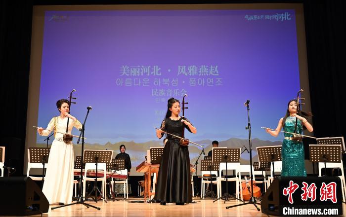 圖為音樂會現(xiàn)場?！∈谞栔袊幕行墓﹫D