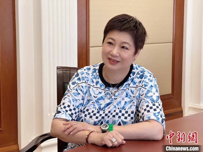 專訪榮毅仁侄女榮智豐：不想為“榮”字丟臉，要做最好