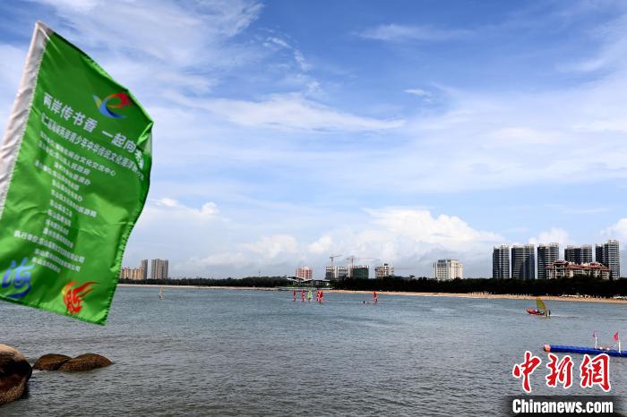 迷人的東山海景?！埥鸫?攝