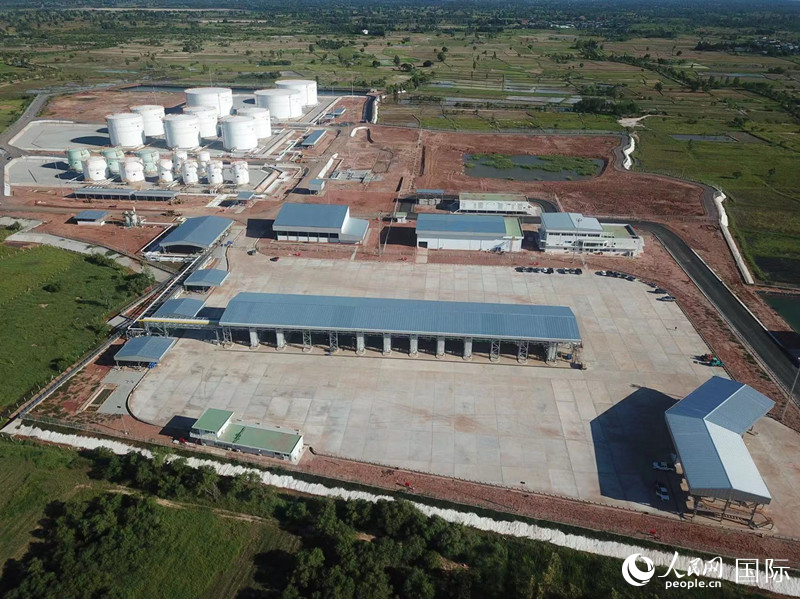 泰國東北部成品油管道項(xiàng)目終端罐區(qū)。人民網(wǎng)記者 孫廣勇攝