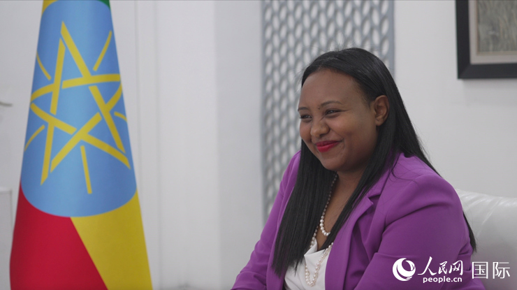 萊利斯接受人民網(wǎng)專訪。人民網(wǎng)記者 劉寧攝