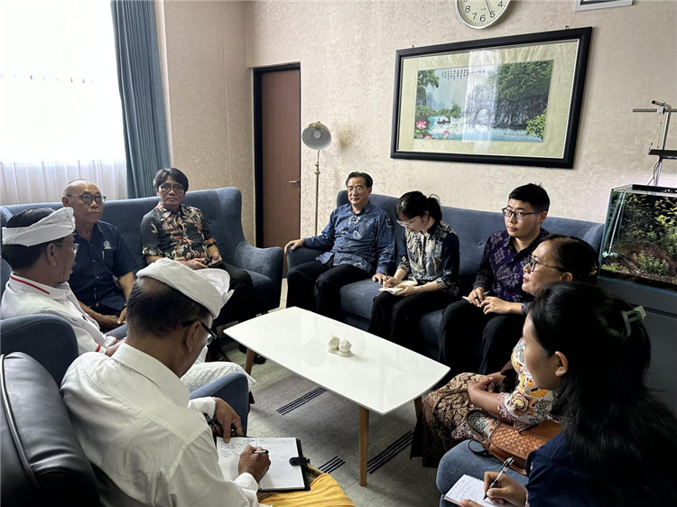 會(huì)談現(xiàn)場(chǎng)。巴陵康孔子學(xué)院供圖