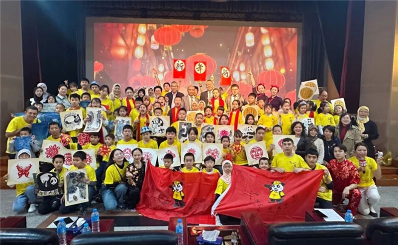 圖為2023“中華文化大樂園—埃及開羅營”閉幕式活動現(xiàn)場。主辦方供圖