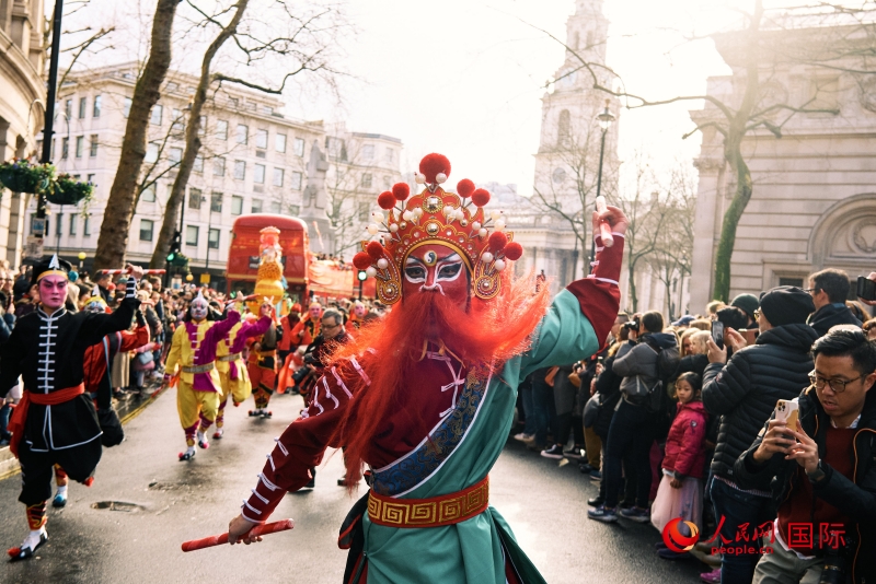 倫敦新春慶典現(xiàn)場。人民網(wǎng) 郭錦標、楊浩鵬攝