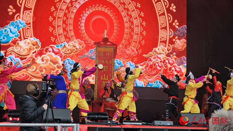 倫敦新春慶典現(xiàn)場。人民網(wǎng) 郭錦標、楊浩鵬攝