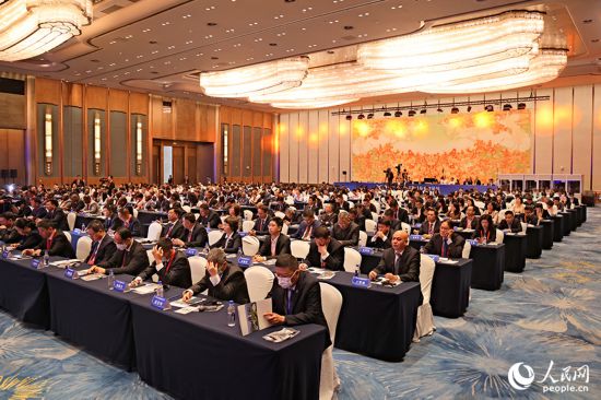 與會嘉賓濟濟一堂。人民網(wǎng)記者 陳博攝