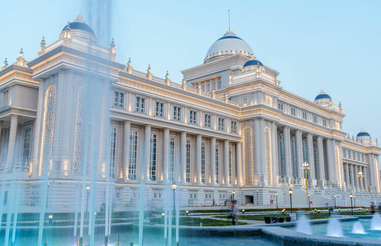 第1視點丨這兩座大樓，見證著中塔友誼