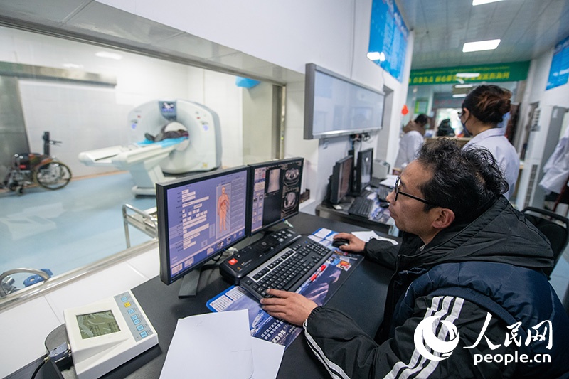 震中日記｜“謝謝，曼巴啦！”