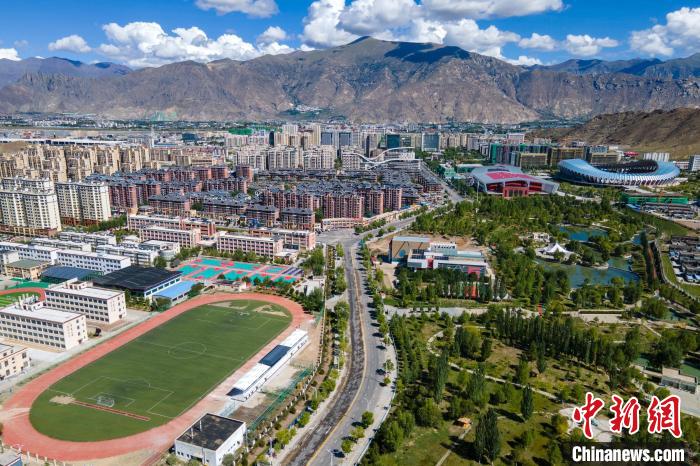 圖為西藏拉薩柳梧新區(qū)?！〗w波 攝