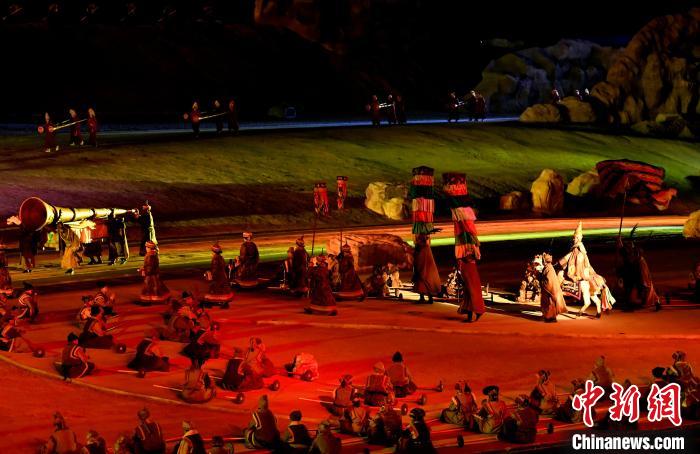 3月17日，西藏拉薩，《文成公主》大型史詩(shī)劇演出現(xiàn)場(chǎng)?！±盍?攝
