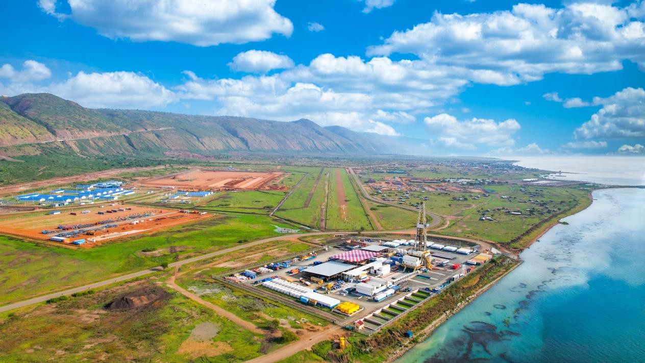 翠鳥油田開發(fā)項目現(xiàn)場航拍圖。田雨攝