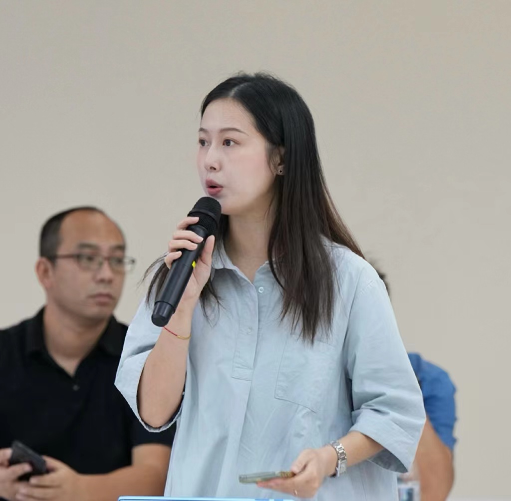 人民網(wǎng)記者提問(wèn)。水利部供圖