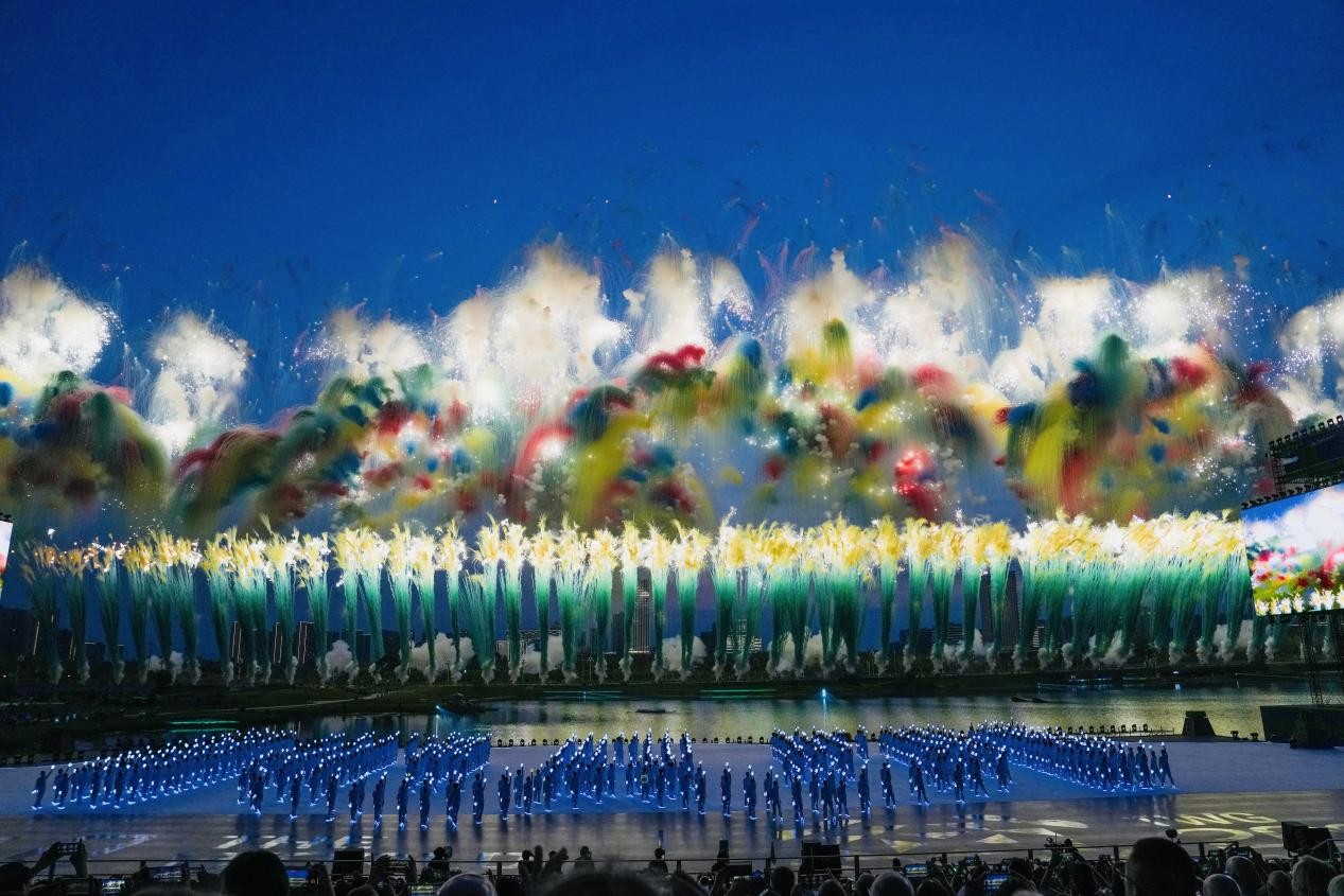 成都世運(yùn)會(huì)開(kāi)幕！展現(xiàn)出中國(guó)式現(xiàn)代化萬(wàn)千氣象