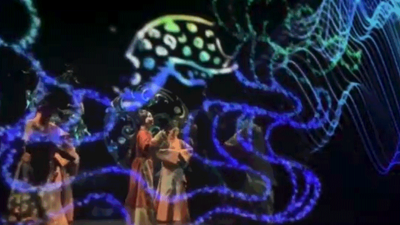 馬王堆復原動態(tài)展《一念·辛追夢》以多媒體視覺影像，為觀眾提供沉浸式視聽感受。