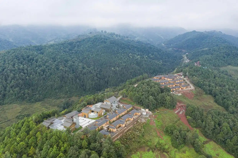 2020年10月13日拍攝的三河村新村聚居點(diǎn)。