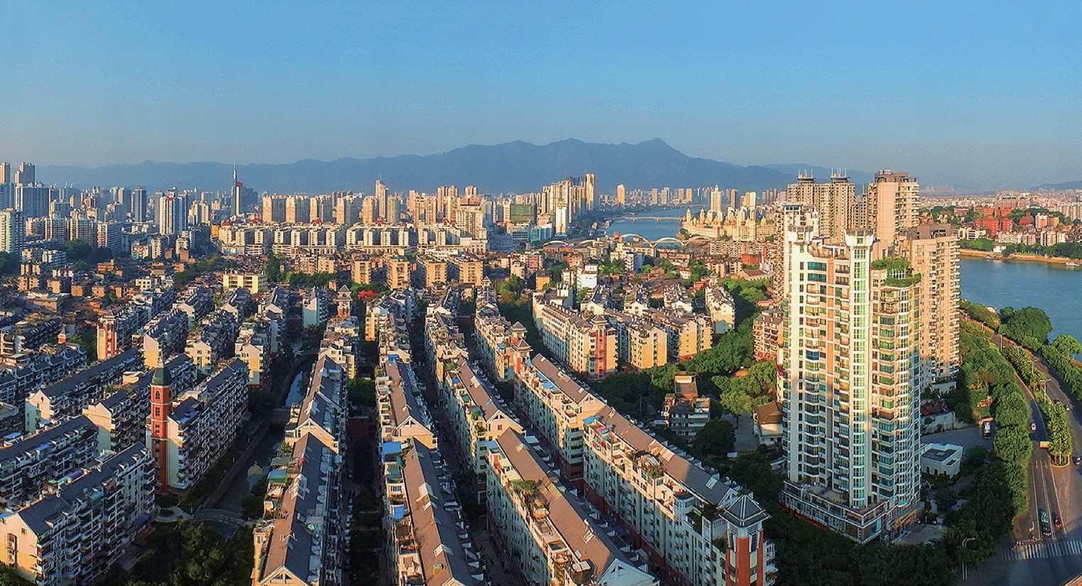 2018年，福州市臺(tái)江區(qū)蒼霞新城，高樓拔地而起，舊貌換新顏。