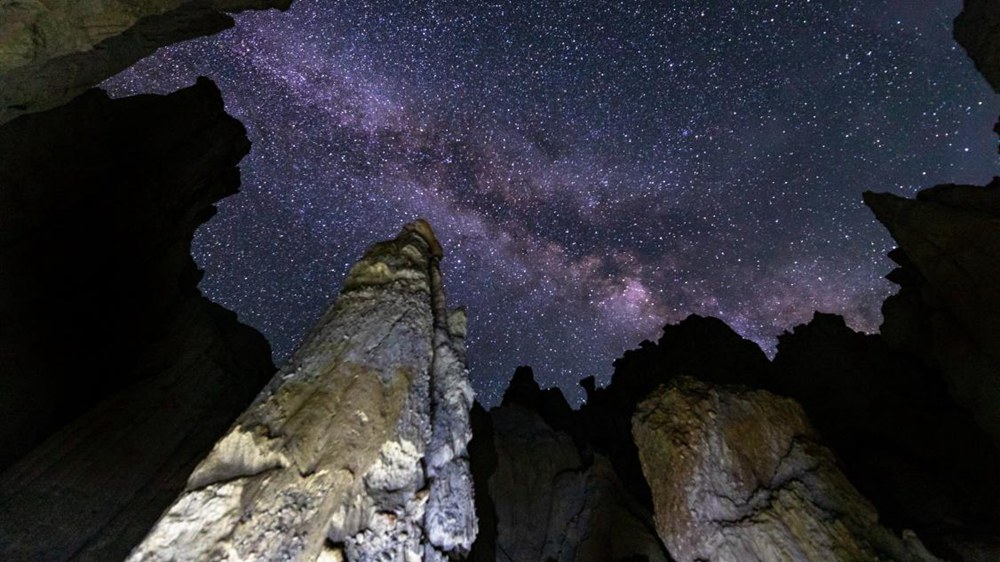 手可摘星辰。貢覺(jué)群培攝