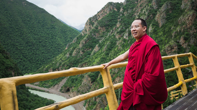 盼產(chǎn)業(yè)興旺，閱秀美風(fēng)光，十一世班禪心系家鄉(xiāng)父老