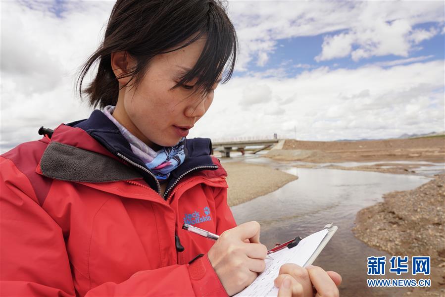 (熱點鮮報·圖文互動)(4)科學(xué)也能很浪漫——看“女漢子”如何在青藏高原做科考