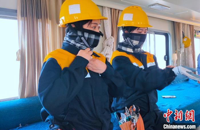 青藏鐵路“女蜘蛛俠”的首個春運:是堅守亦是期待