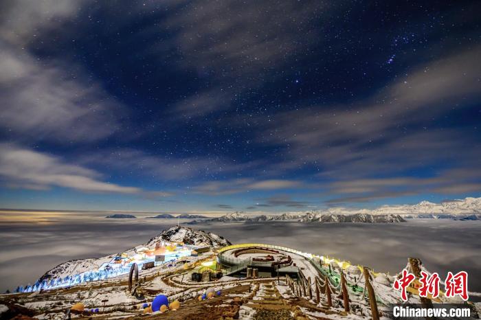 牛背山星空?！↑S業(yè)文 攝