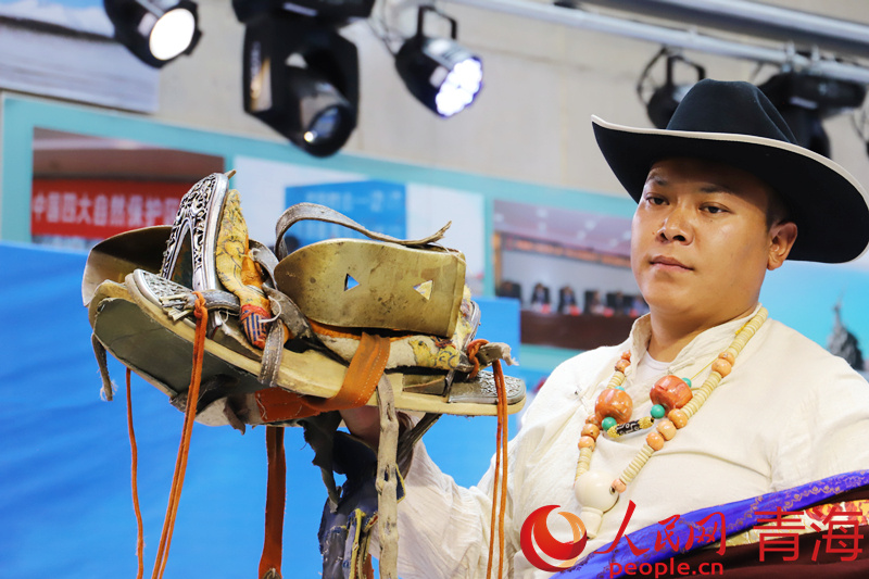 藏品展示。人民網 楊啟紅攝