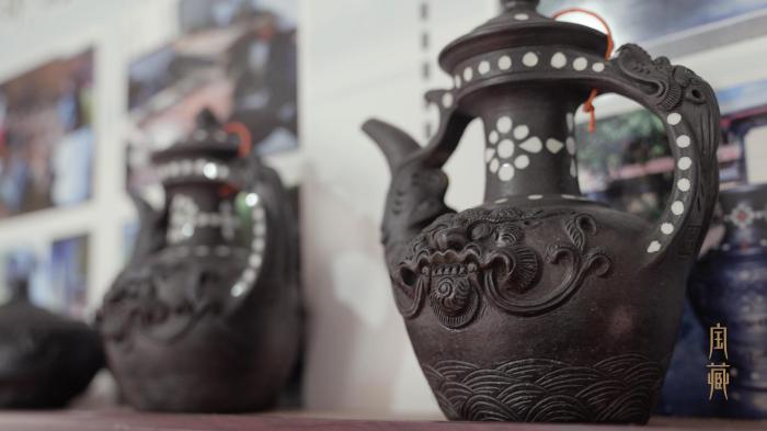 圖為尼西黑陶作品?！垍?攝