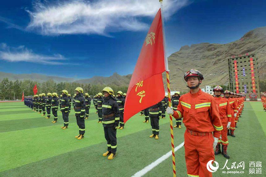 誓師大會現(xiàn)場。 人民網 李海霞 攝