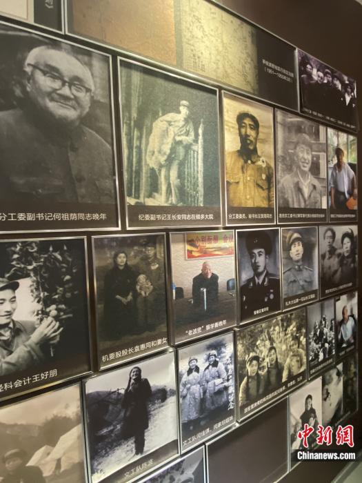 “老西藏”們。彭寧鈴 攝