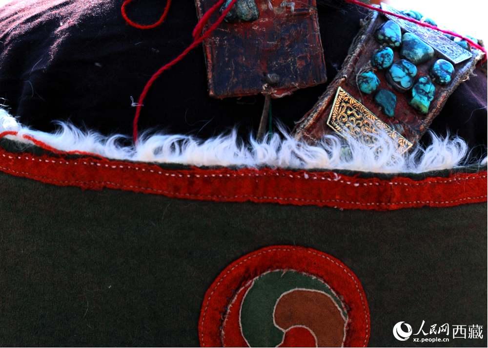 “飛天服飾”細(xì)節(jié)展示。 人民網(wǎng) 李海霞攝