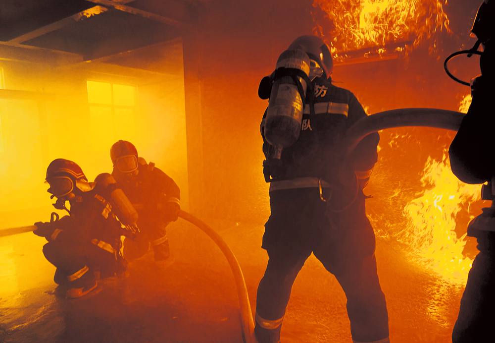 真煙真火，實(shí)戰(zhàn)演練。