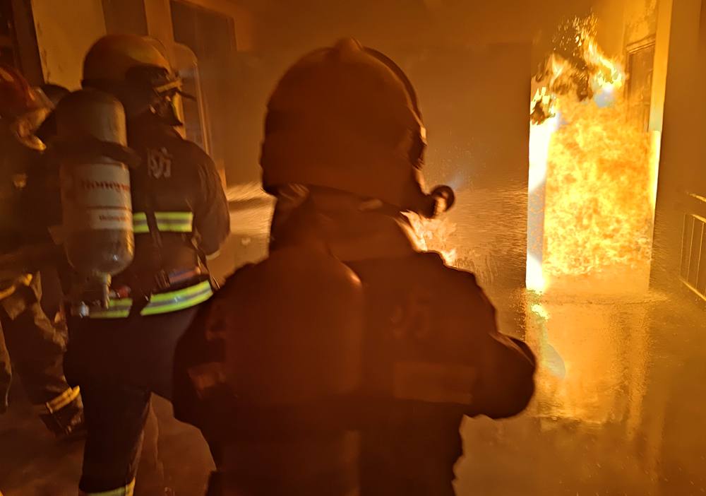 真火內(nèi)攻實(shí)操訓(xùn)練。