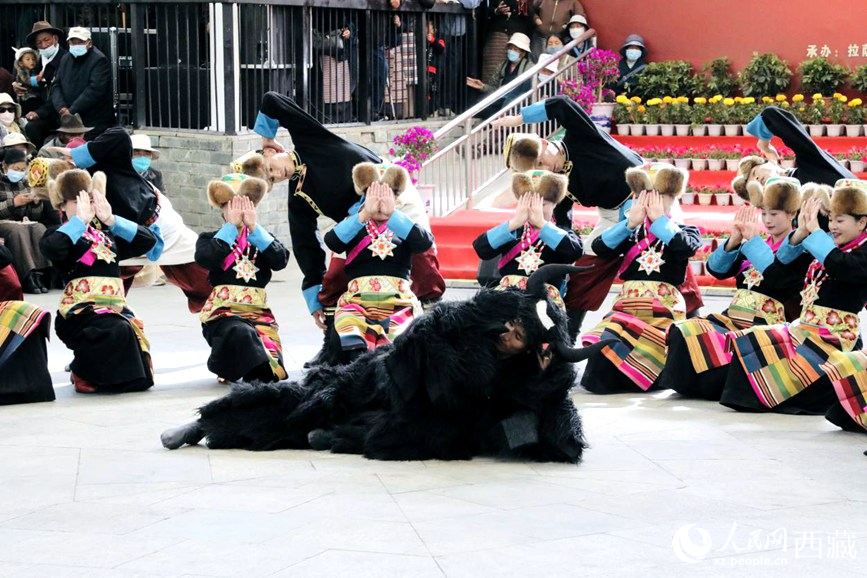 舞蹈《熱巴多吉》。人民網(wǎng) 次仁羅布攝