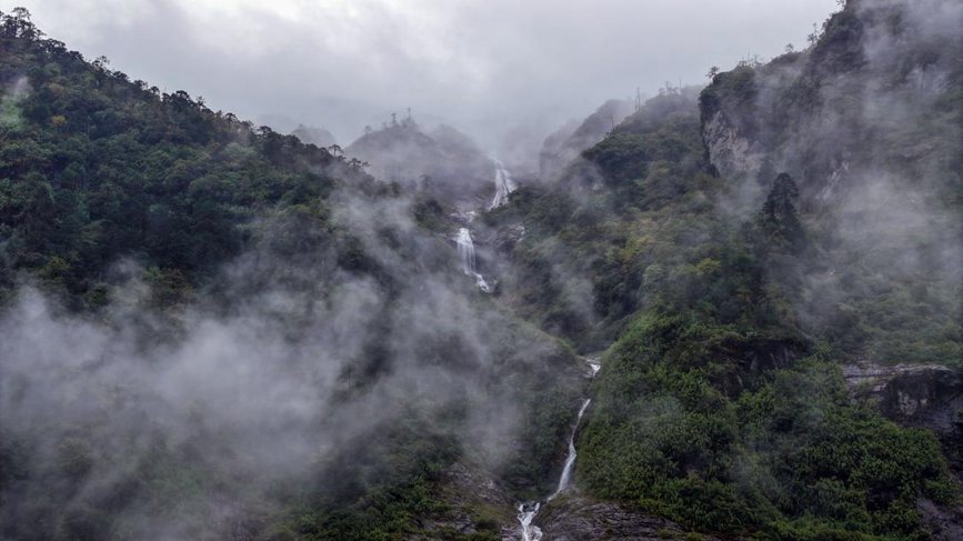 秋日里的墨脫云海。張澤坤攝