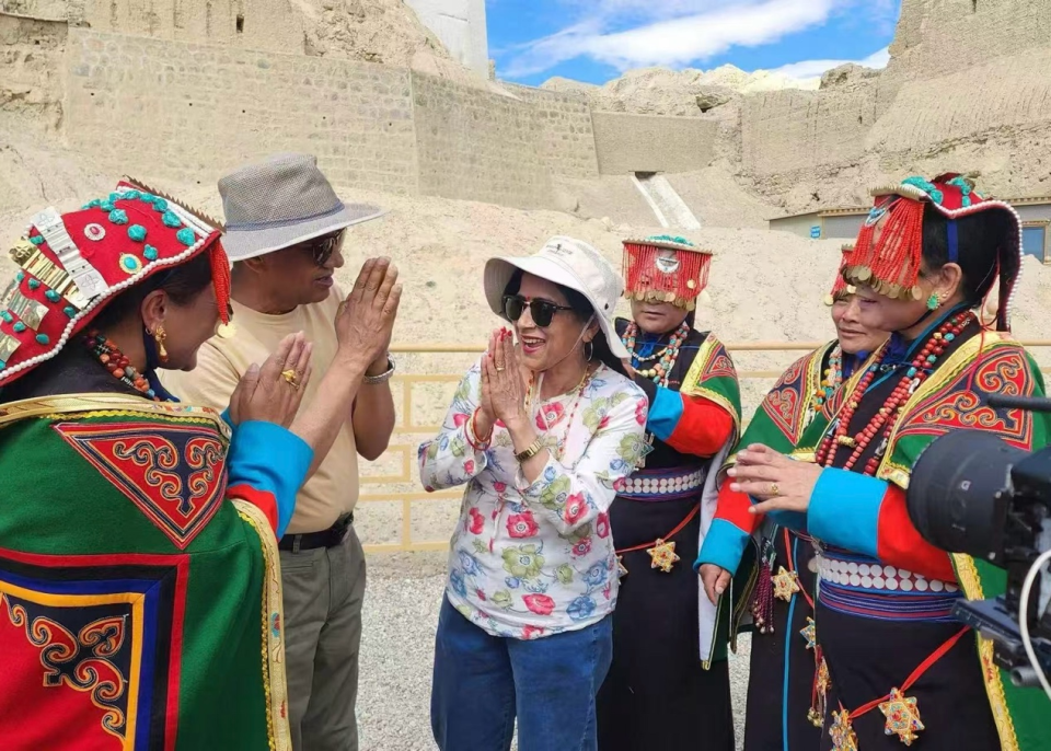 “中國(guó)在保護(hù)自然環(huán)境的同時(shí)實(shí)現(xiàn)了高度現(xiàn)代化！” ——多國(guó)記者眼中的現(xiàn)代西藏_fororder_圖片2