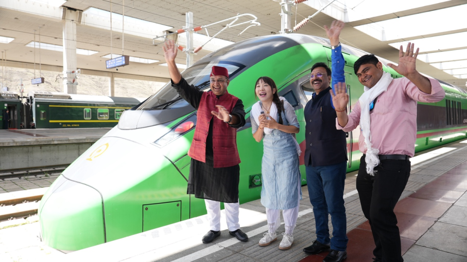 “中國(guó)在保護(hù)自然環(huán)境的同時(shí)實(shí)現(xiàn)了高度現(xiàn)代化！” ——多國(guó)記者眼中的現(xiàn)代西藏_fororder_圖片3