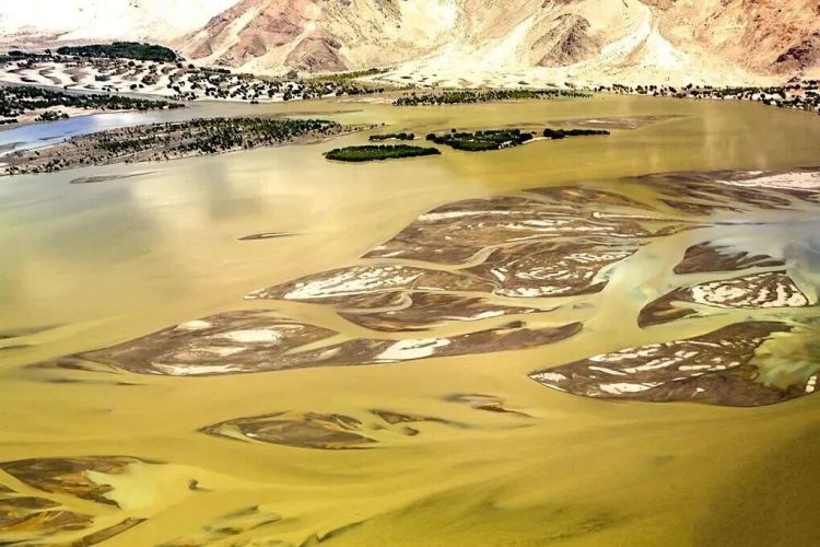 懂西藏的人，一定不會(huì)錯(cuò)過(guò)林芝的秋天